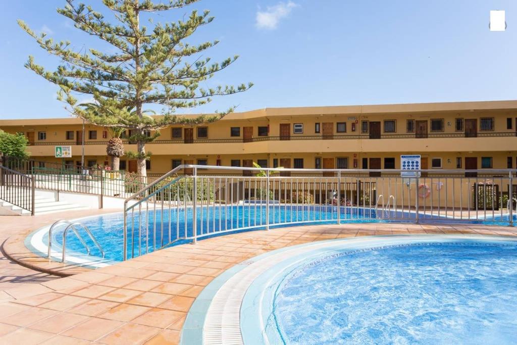 Torres Del Sol Los Cristianos Apartment Лос Кристианос Екстериор снимка